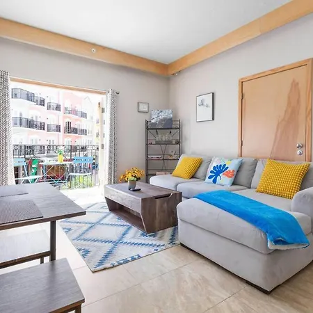 Cozy Stay With European Charm